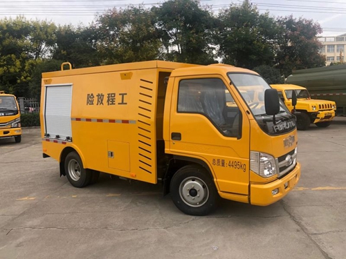 國六福田2噸小型消防車