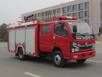 國六東風小多利卡2.5噸泡沫消防車