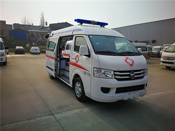 福田G7平頂短軸救護車